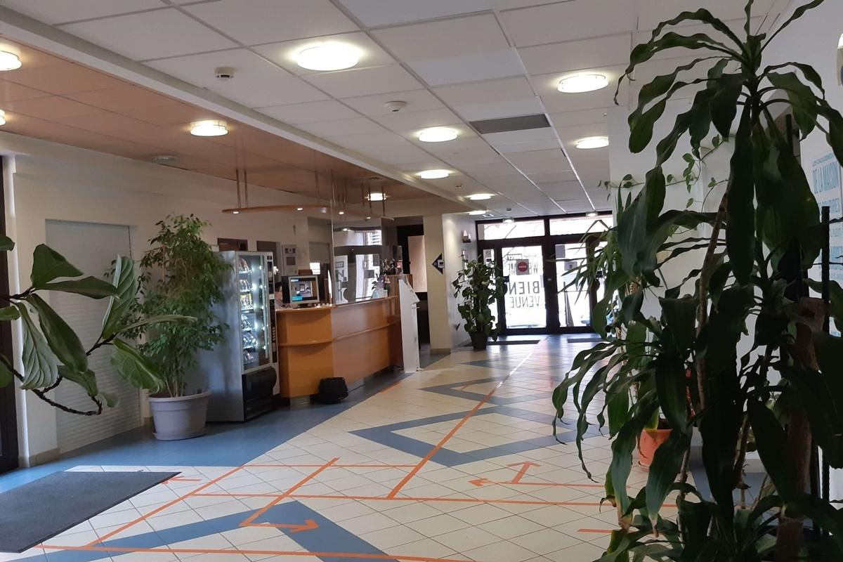 Kyriad Direct Montauban Centre Exterior photo